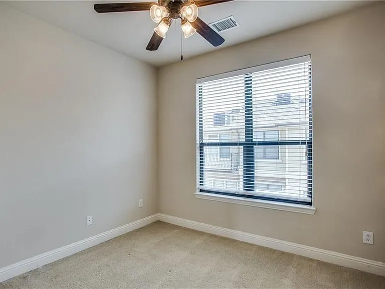 5717 Lois Ln — Photo 44