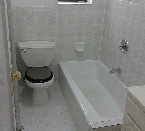 2nd image of 2303 28th Ave APT 2D
