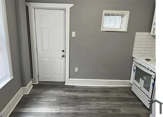 54 N Conestoga St — Photo 10