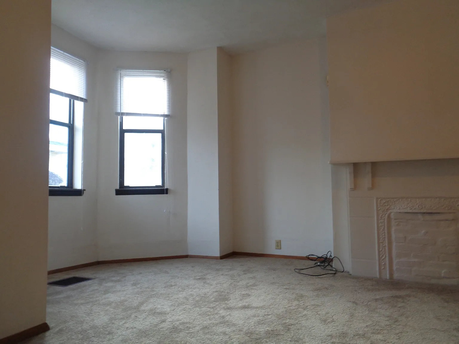 810 Etna St photo 1