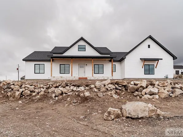 5980 N Alma Dr, Idaho Falls, ID 83401