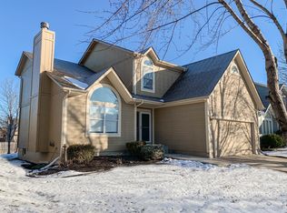 18692 W 160th St, Olathe, KS 66062