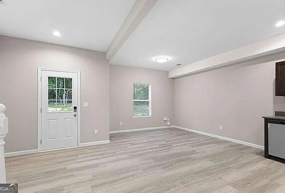 5th image of 403 Breanna Way