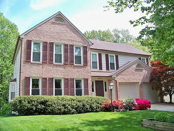 Street view from left