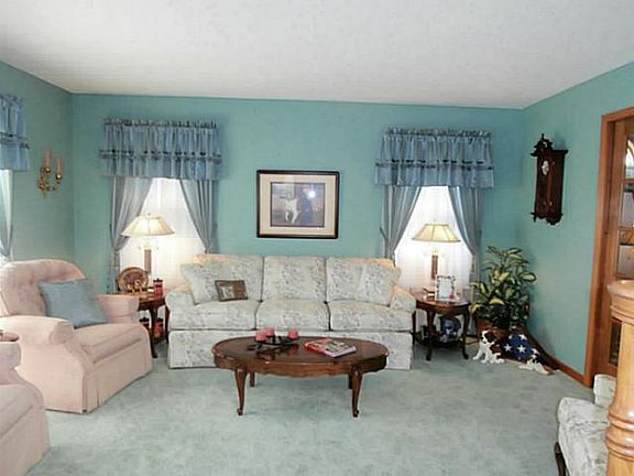 2nd image of 362 Wolf Creek Ct