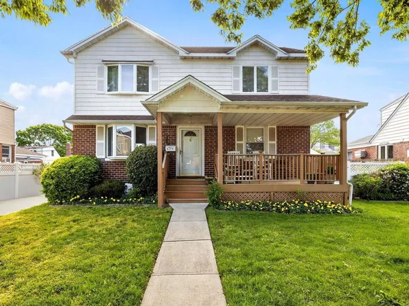 2175 Mcclellan Street, East Meadow, NY 11554