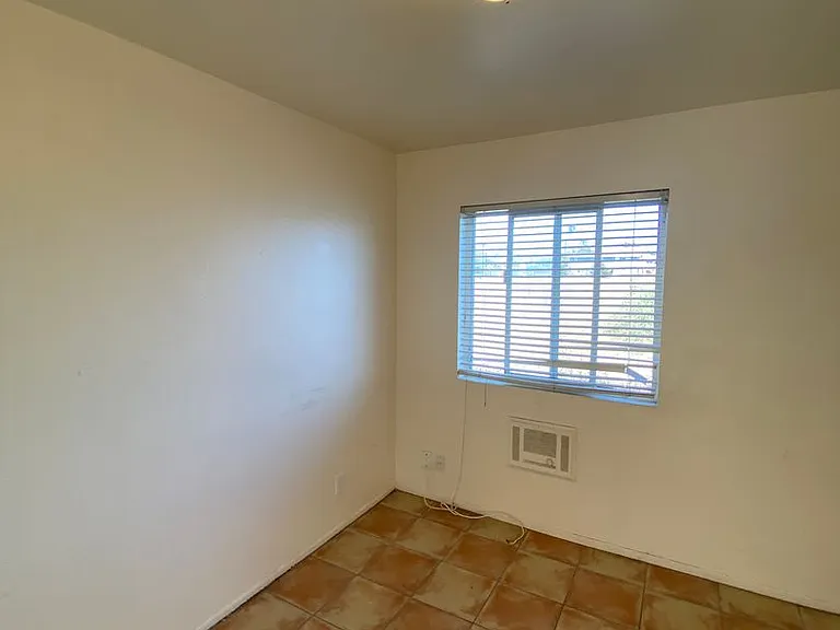 6741 Del Playa Dr — Photo 19