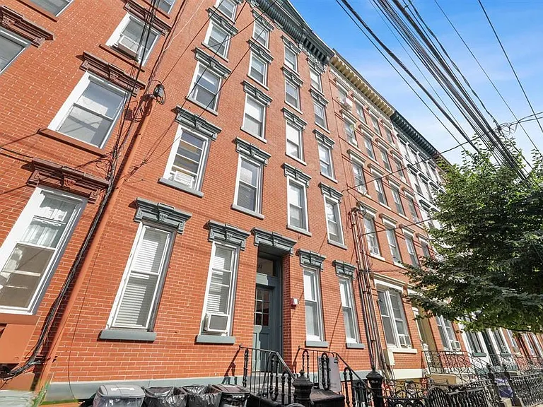 931 Park Ave #5R — Photo 12