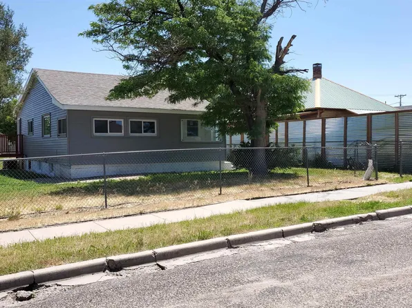 605 Main St, Pine Bluffs, WY 82082