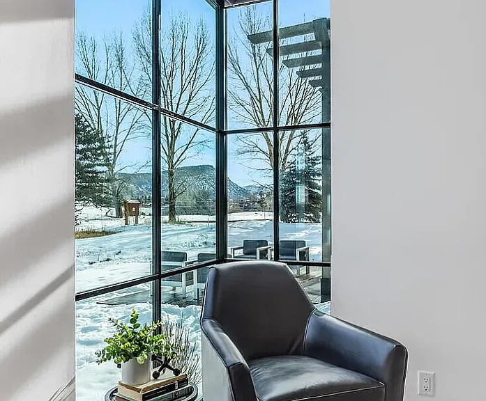 Cozy Master Corner Window
