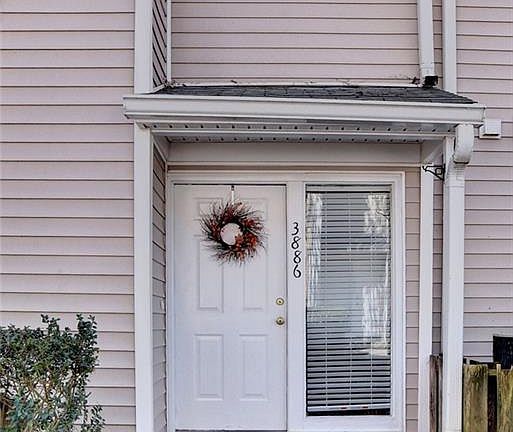 3rd image of 3886 Staffordshire Ln #L