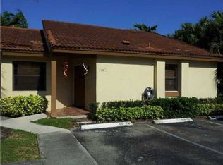 17081 NW 60th Ct, Hialeah, FL 33015