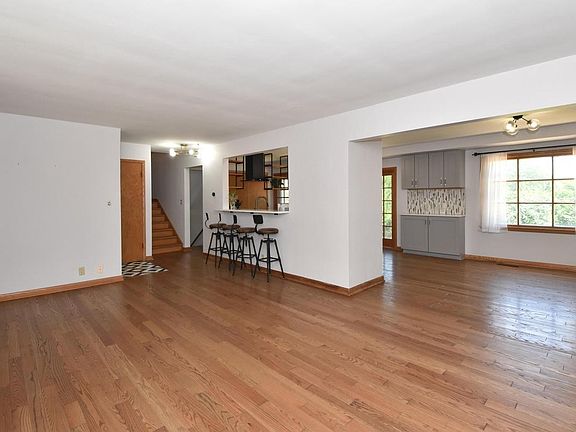 3rd image of 1840 Alverno DRIVE