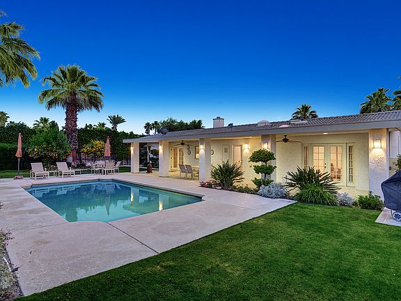 2nd image of 1366 E San Jacinto Way