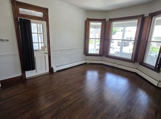 225 Pleasant St, Hanover, PA 17331