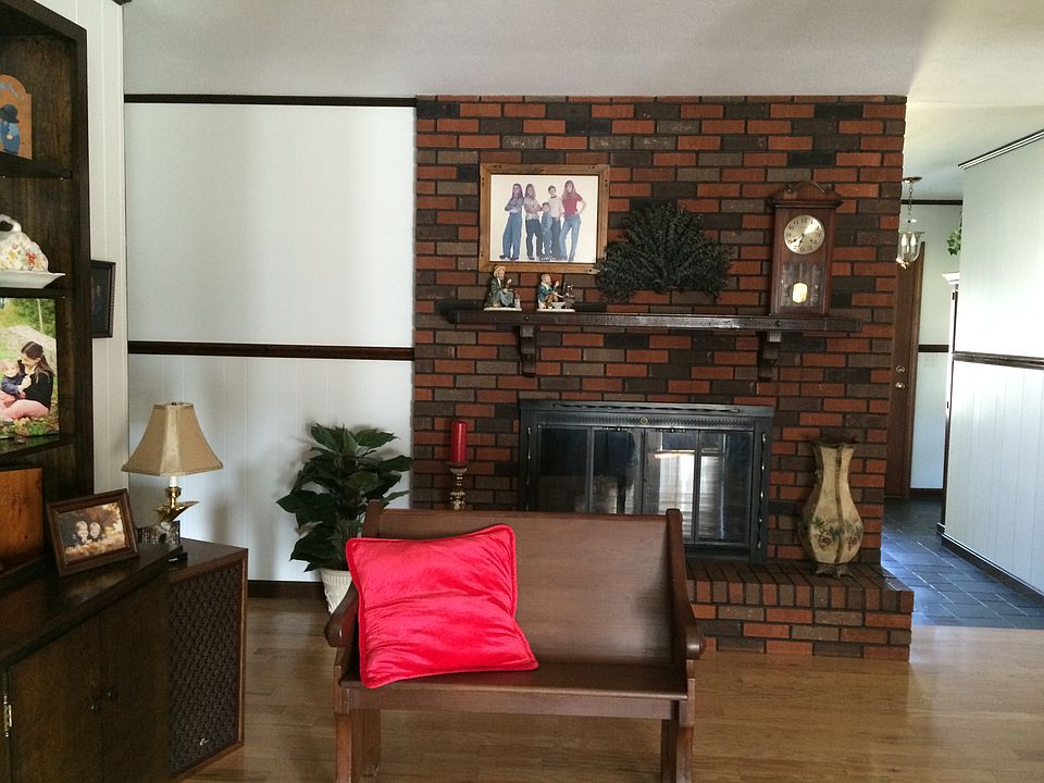 1st image of 25 Biscayne Dr