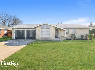 6709 Alma St, Forest Hill, TX 76140