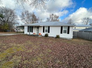 306 E Wright Ave, Jamestown, TN 38556