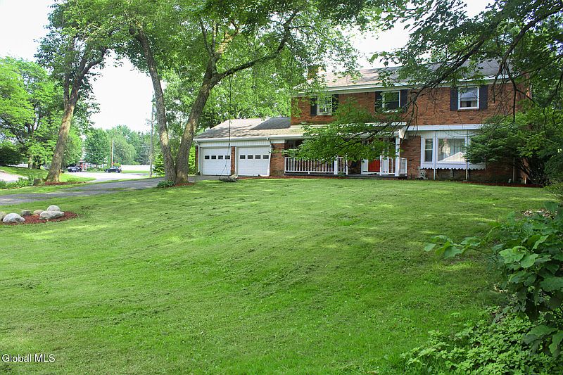 5th image of 1015 Cheyenne Road