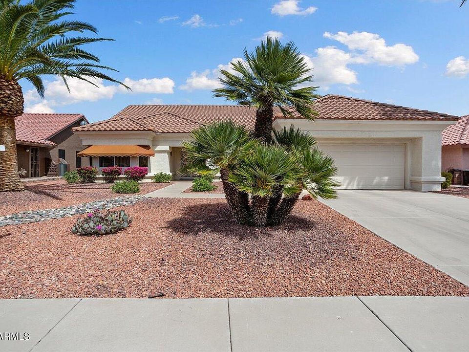 1st image of 20231 N Meadowood Dr
