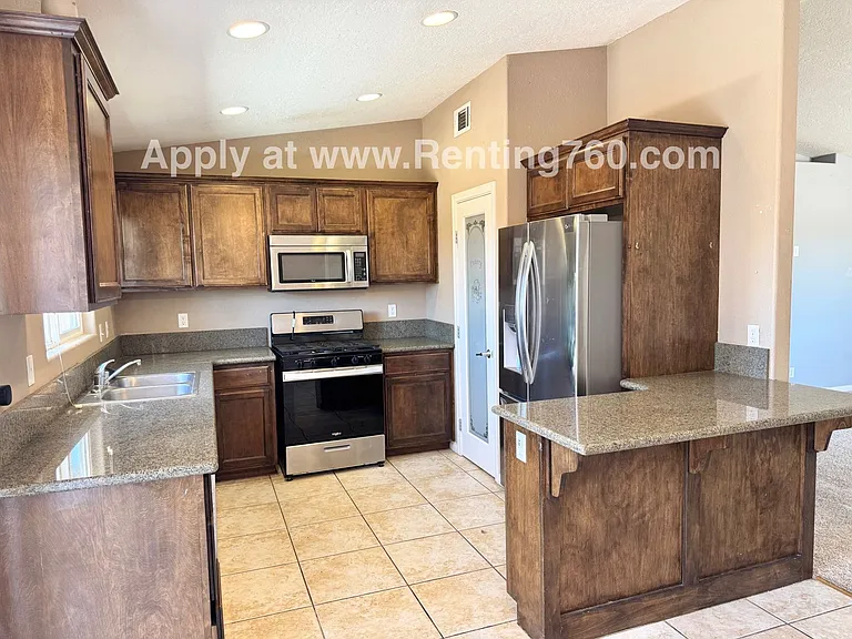 5575 Encelia Dr — Photo 9