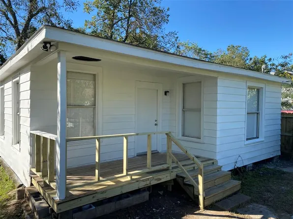 4640 Mallow St, Houston, TX 77051