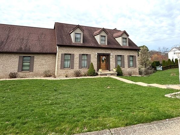 100 Pinecrest Dr, Saint Clairsville, OH 43950