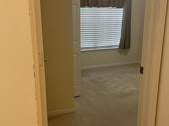 5th image of 3104 Mariners Way