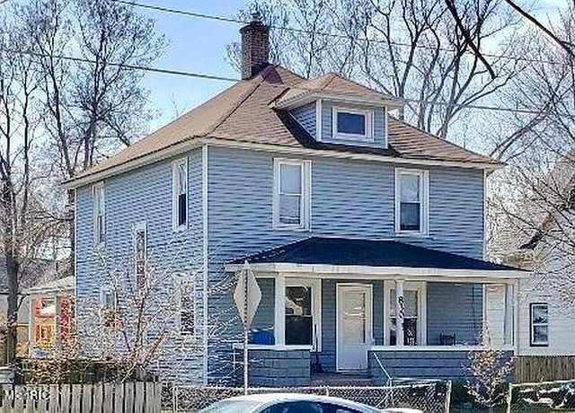 1st image of 930 Oakdale St SE #1