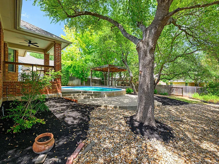 1309 Horseback Holw — Photo 30