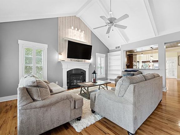 5th image of 128 Sarvers Mill Dr