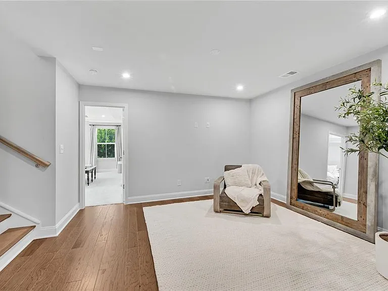 400 Renwood Trl — Photo 33
