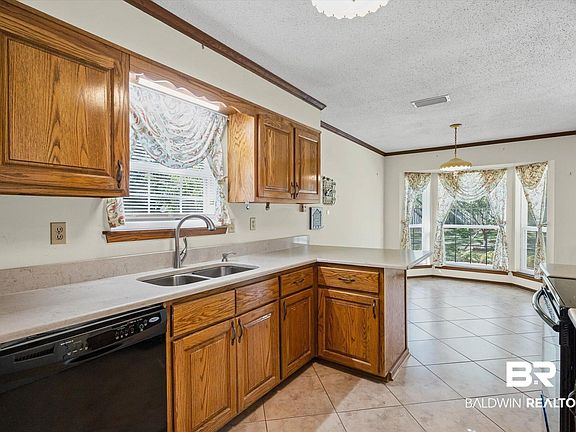 3rd image of 2636 Old Dobbin Dr E