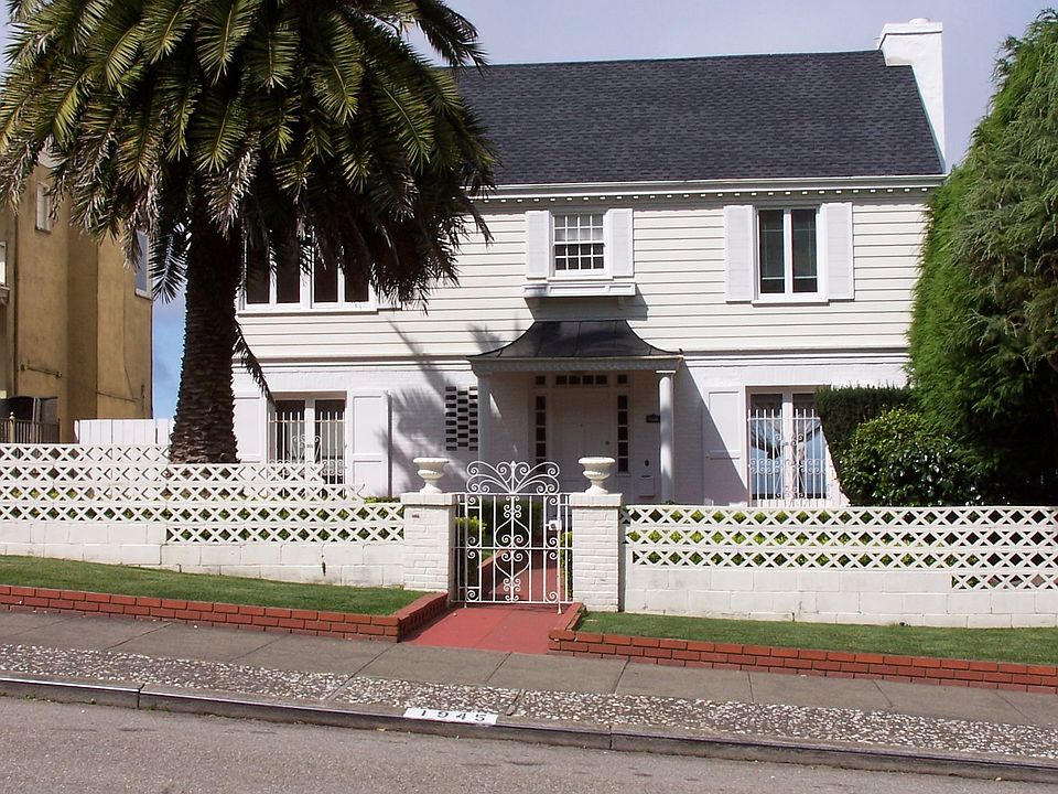1st image of 1945 15th Ave
