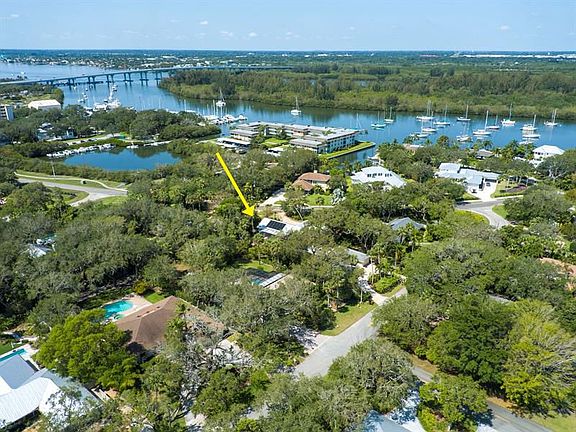 5th image of 3820 Indian River Dr