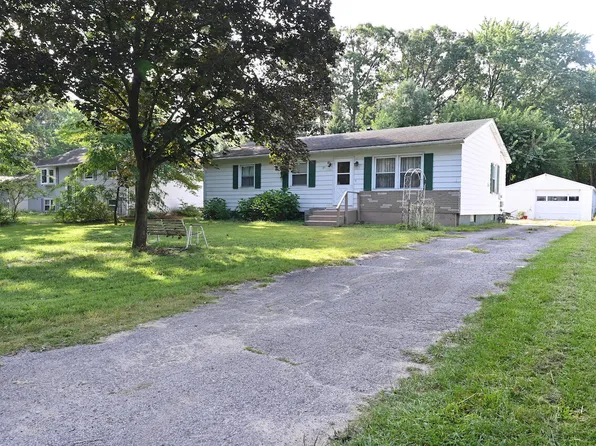 1903 Welnetz Rd, Trail Creek, IN 46360