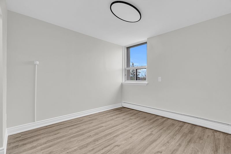 Kitchener Apartment for rent - 2 Bedrooms — photo 28
