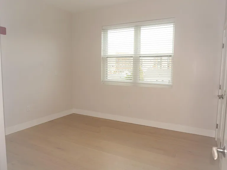 99 Moody St #Penthouse 9 — Photo 17