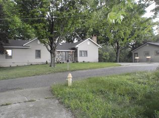 1221 Harrison St, Covington, IN 47932