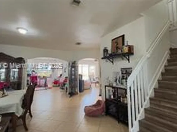 10828 NW 85th Ter, Doral, FL 33178