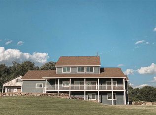 N6642 County Road O, Marshall, WI 53559