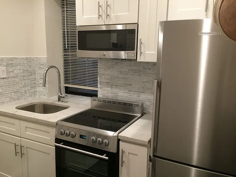 332 E 91st St #4E — Photo 6