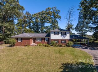 1990 Cat Square Rd, Vale, NC 28168