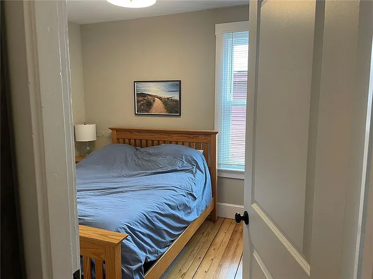35 Elm St #B — Photo 21
