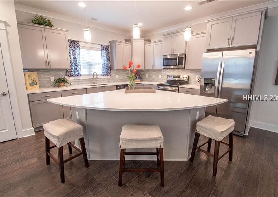 2nd image of 4 Grand Willow Way