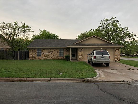 5th image of 7001 Oxford Dr