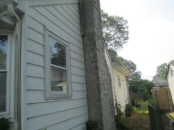 2nd image of 112 Buermann Ave