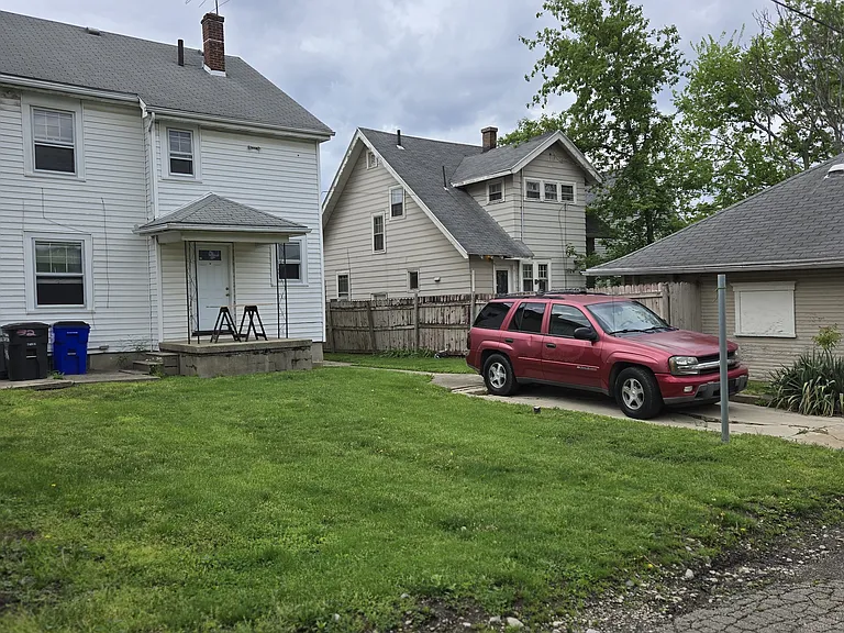 32 Gebhart St — Photo 13