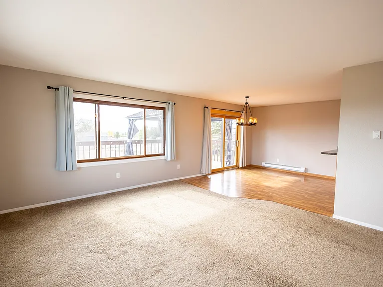 845 Terrence Rd — Photo 10