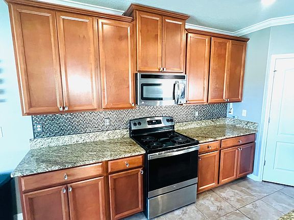 4th image of 6301 Trent Creek Dr